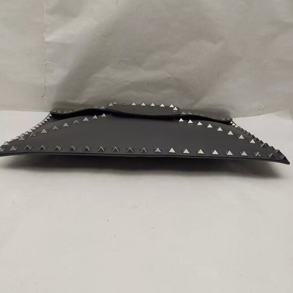 Valentino Garavani oversized black gray gunmetal stud envelope clutch - Picture 4 of 8